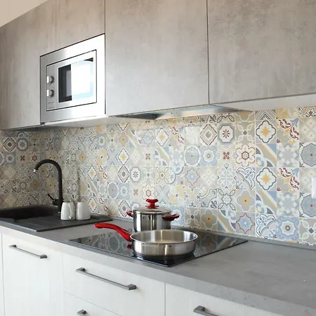 197 Pozzo San Nicola Lägenhetshotell 4*