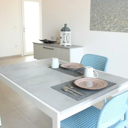 197 Pozzo San Nicola Lägenhetshotell