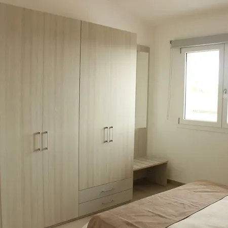 197 Pozzo San Nicola 4*