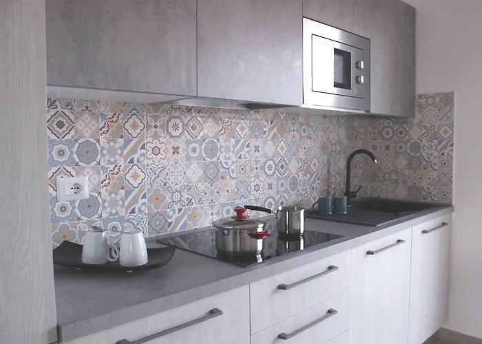 Aparthotel 197 Pozzo San Nicola 4*